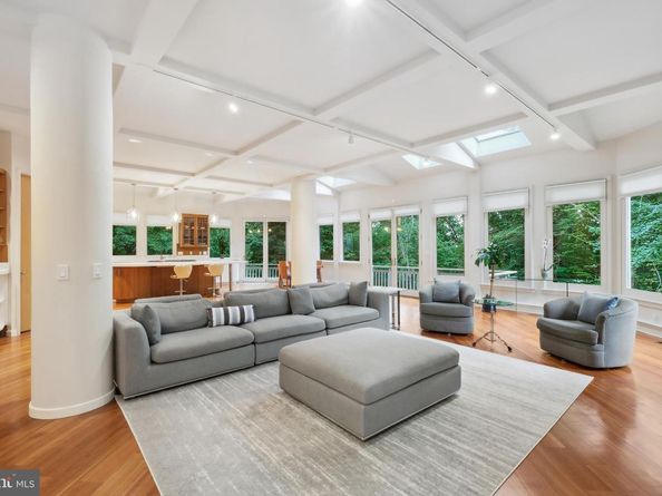 7005 Natelli Woods Lane, Bethesda MD 20817