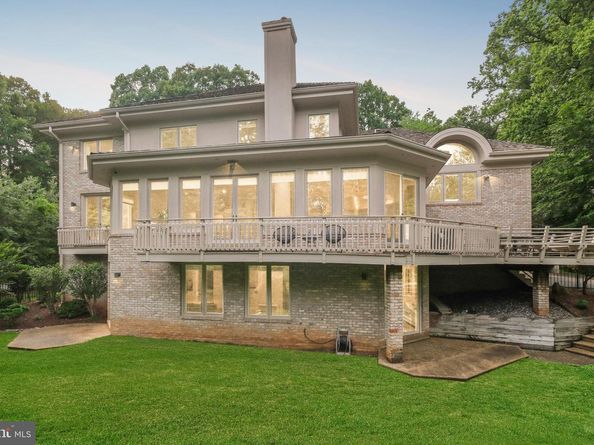 7005 Natelli Woods Lane, Bethesda MD 20817