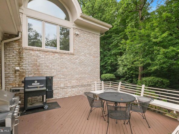 7005 Natelli Woods Lane, Bethesda MD 20817