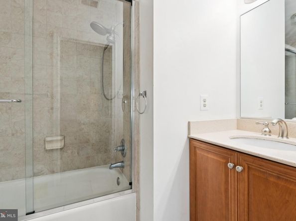 1292 Middleton Court, Vienna VA 22182