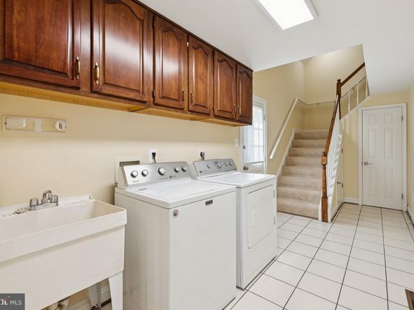 1292 Middleton Court, Vienna VA 22182