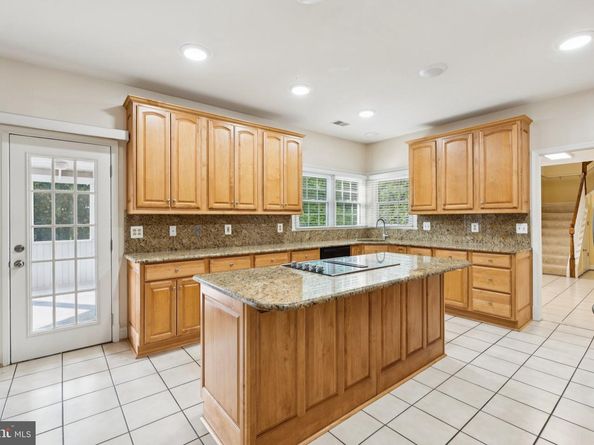 1292 Middleton Court, Vienna VA 22182