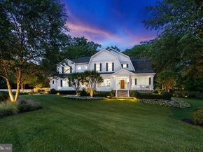 900 Park Street SE, Vienna VA 22180