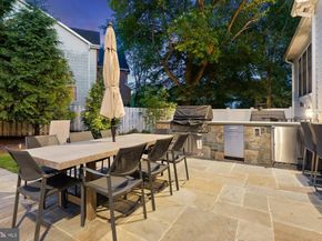 900 Park Street SE, Vienna VA 22180