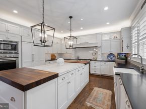 900 Park Street SE, Vienna VA 22180