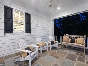 900 Park Street SE, Vienna VA 22180
