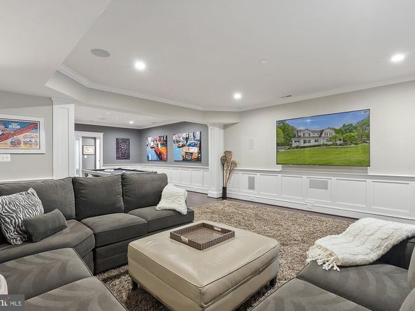 900 Park Street SE, Vienna VA 22180