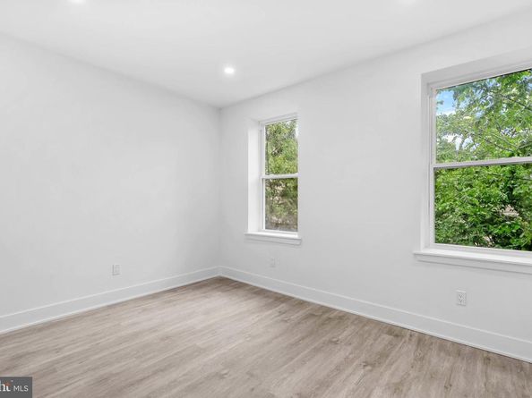 10 W Pomona Street, Philadelphia PA 19144