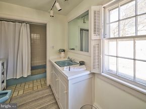 3755 River Road, Lumberville PA 18933