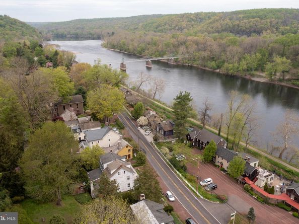 3755 River Road, Lumberville PA 18933