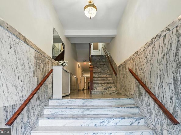 3039 Macomb Street NW 16, Washington DC 20008