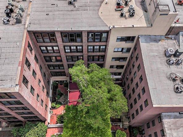 301 Race Street 411, Philadelphia PA 19106