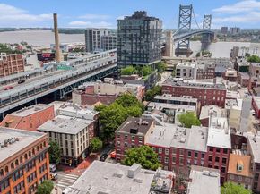 301 Race Street 411, Philadelphia PA 19106
