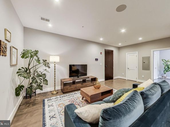 625 Park Road NW 206, Washington DC 20010