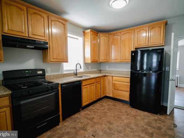2642 Coral Street, Philadelphia PA 19125