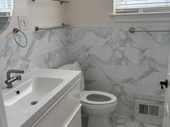 2515 S Sartain Street, Philadelphia PA 19148