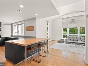 3100 N Monroe Street, Arlington VA 22207