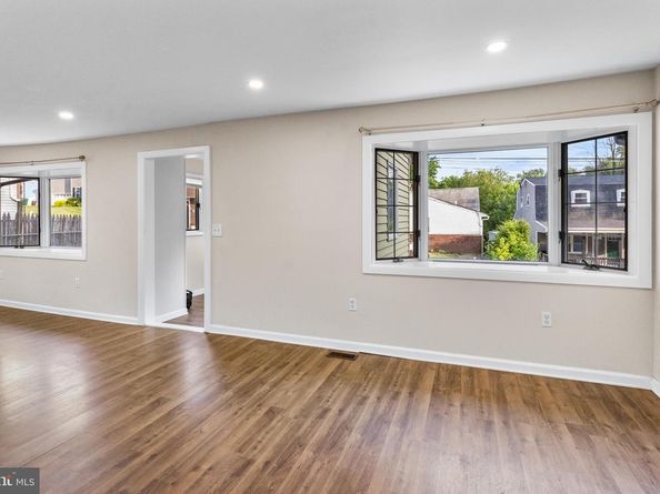1557 Fairview Avenue, Langhorne PA 19047