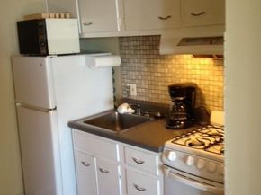 604 S Washington Square 1301, Philadelphia PA 19106