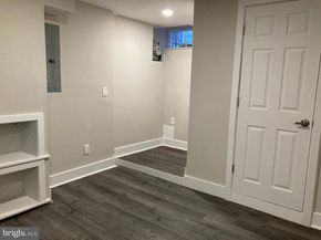 1343 S Hollywood Street, Philadelphia PA 19146