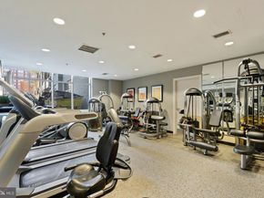 811 4TH Street NW 502, Washington DC 20001