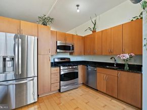 811 4TH Street NW 502, Washington DC 20001