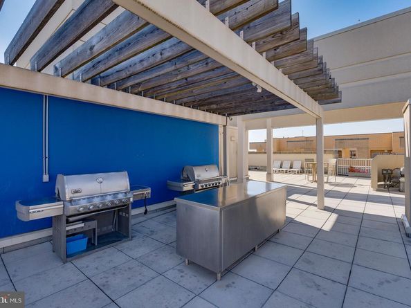 811 4TH Street NW 502, Washington DC 20001