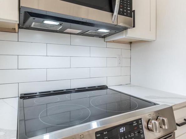 85 E Sharpnack Street, Philadelphia PA 19119