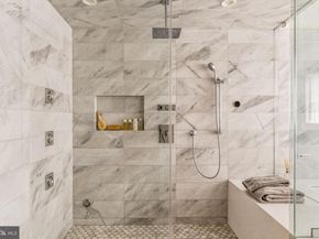 249 S 24TH Street H, Philadelphia PA 19103