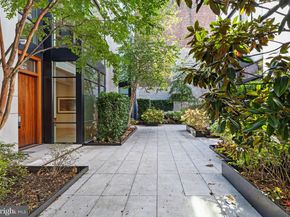 249 S 24TH Street H, Philadelphia PA 19103