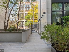 249 S 24TH Street H, Philadelphia PA 19103