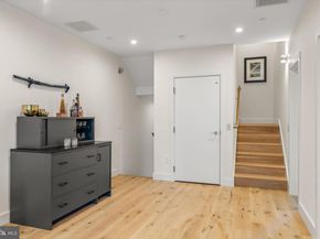 249 S 24TH Street H, Philadelphia PA 19103
