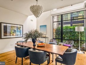 249 S 24TH Street H, Philadelphia PA 19103