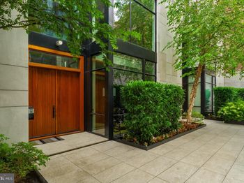 249 S 24TH Street