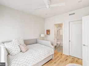 249 S 24TH Street H, Philadelphia PA 19103