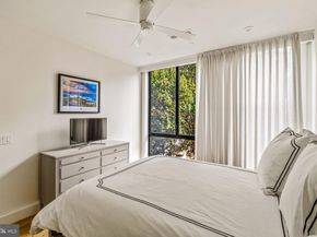 249 S 24TH Street H, Philadelphia PA 19103
