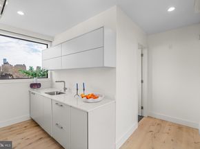 249 S 24TH Street H, Philadelphia PA 19103