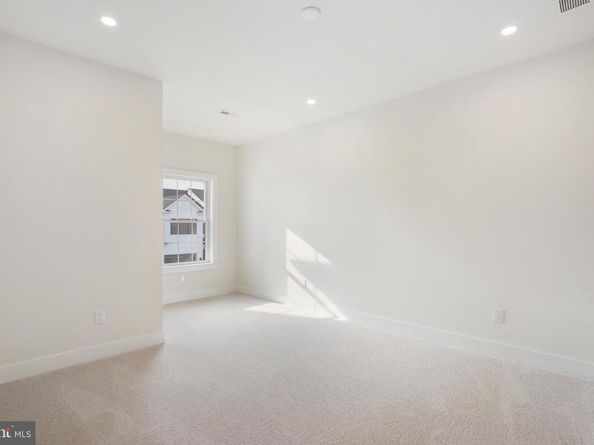506 Mcnaney Farm Dr Lot # 27, Warrington PA 18976