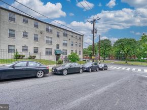 5 46TH Street SE 6, Washington DC 20019