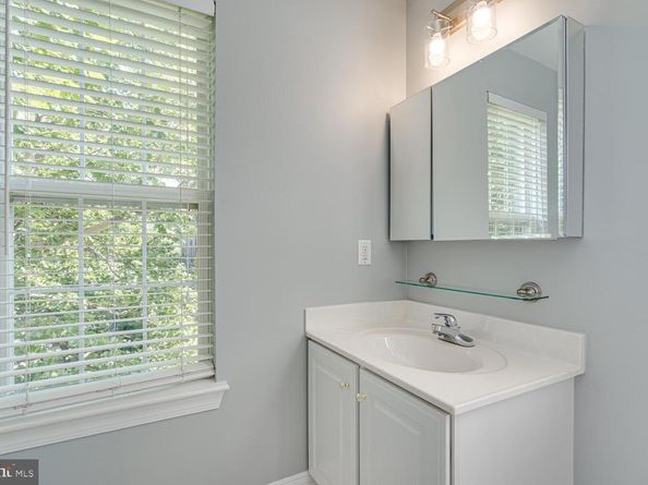 5075 Minda Court, Alexandria VA 22304