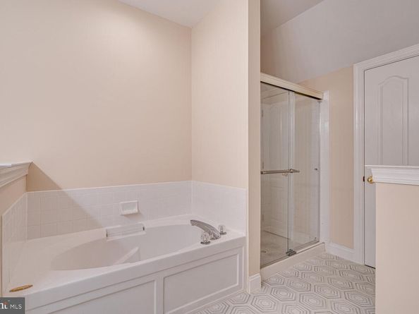 5075 Minda Court, Alexandria VA 22304