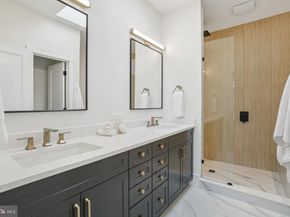 520 1/2 13TH Street SE B, Washington DC 20003