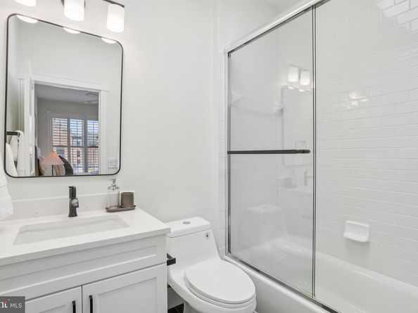 520 1/2 13TH Street SE B, Washington DC 20003