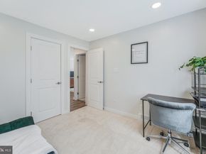 3000 7TH Street NE 101, Washington DC 20017