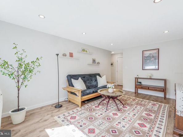 3000 7TH Street NE 101, Washington DC 20017