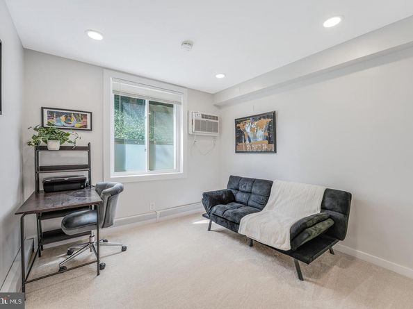 3000 7TH Street NE 101, Washington DC 20017