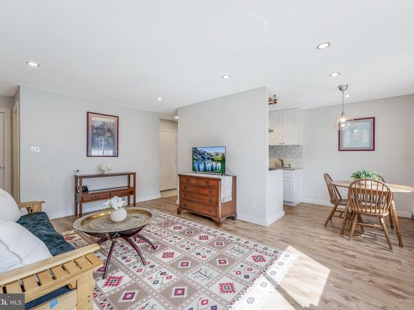 3000 7TH Street NE 101, Washington DC 20017