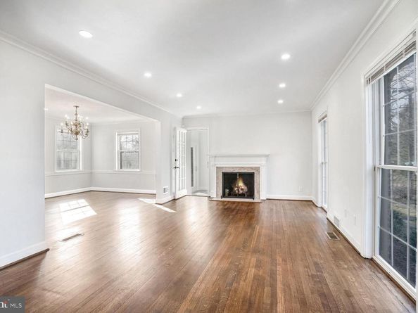 4224 Van Ness Street NW, Washington DC 20016