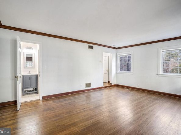 4224 Van Ness Street NW, Washington DC 20016