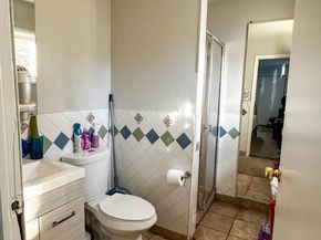 910 Magnolia Avenue, Croydon PA 19021